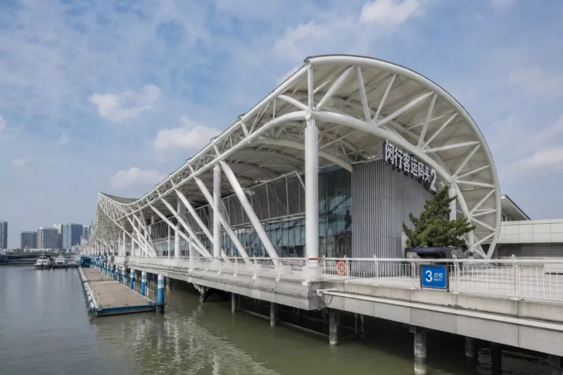 La Evoluo kaj Evoluo de Ŝtalo Structure Cruise Terminal Construction