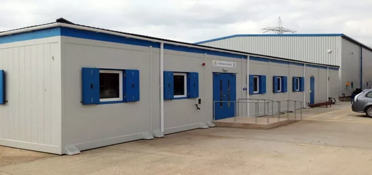 Kostefika Modulaj Ŝtalaj Konstruaĵoj
