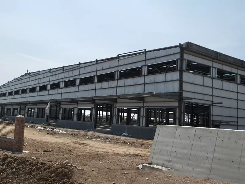 Durable Ŝtalo-Struktura Stokejo
