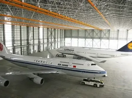 Ŝtalo Struktura Prizorgado Hangar